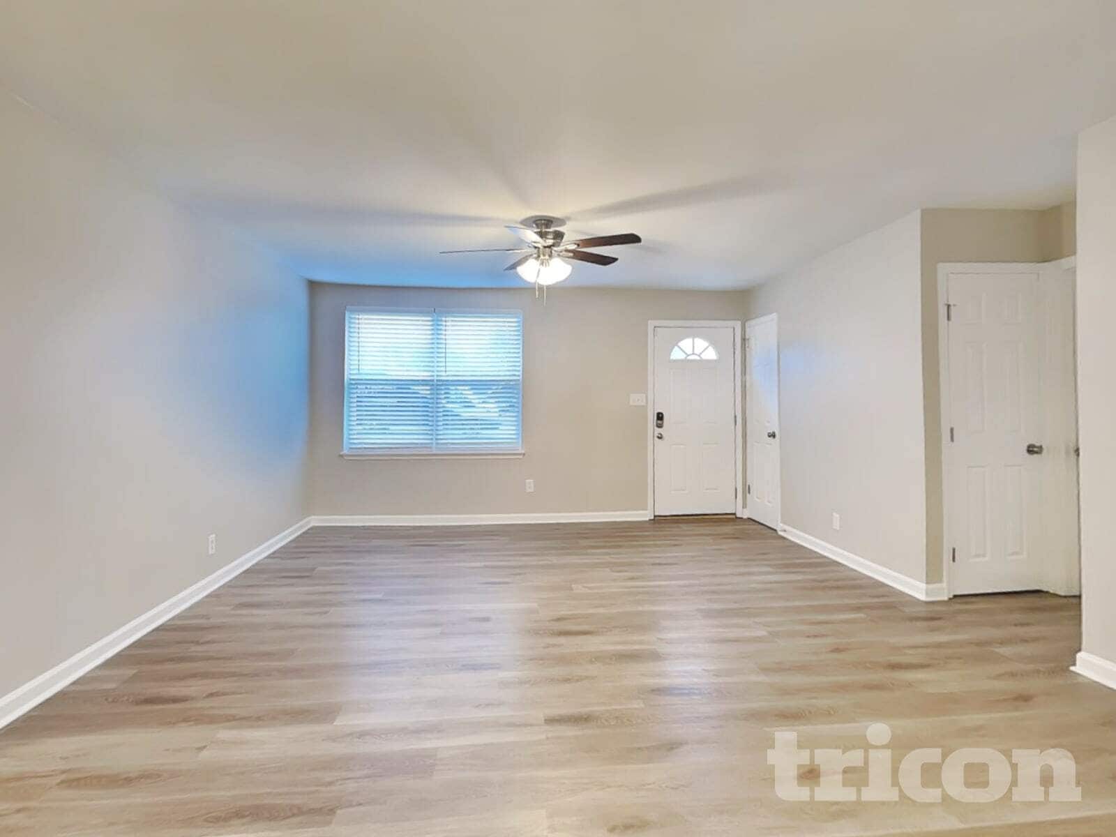 Building Photo - 213 Walnut Crest Dr