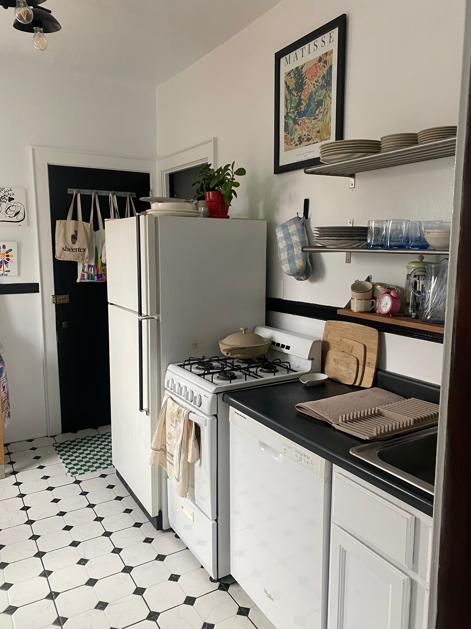 Kitchen - 2544 Aldrich Ave S