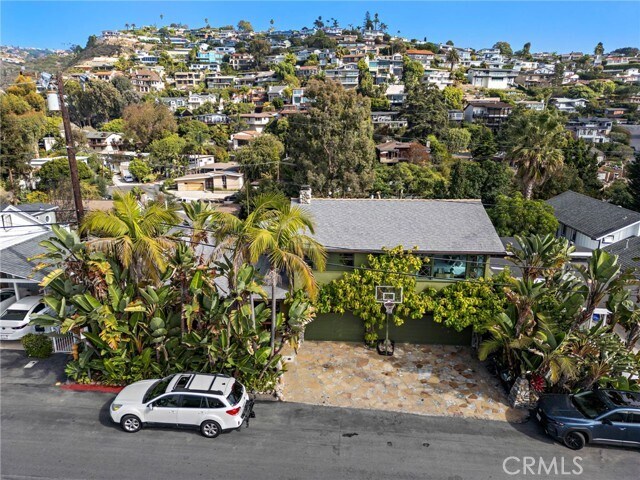 Building Photo - 773 St Ann's Dr