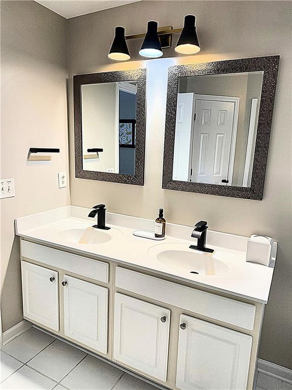 Building Photo - 3779 Chattahoochee Summit Dr SE