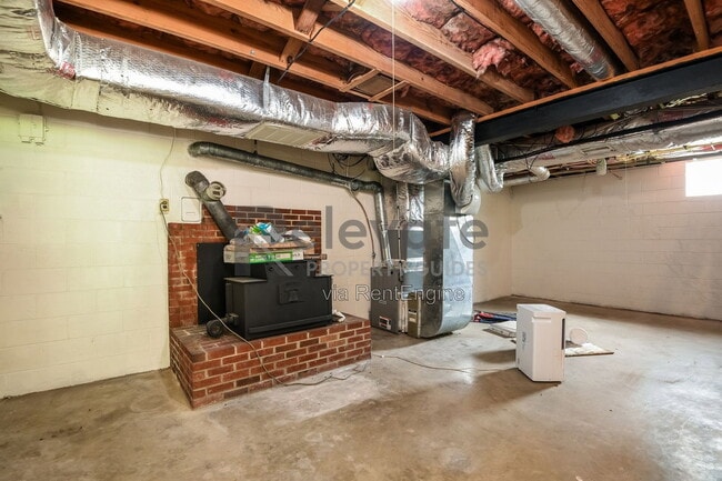 Building Photo - 3110 Courtland Rd