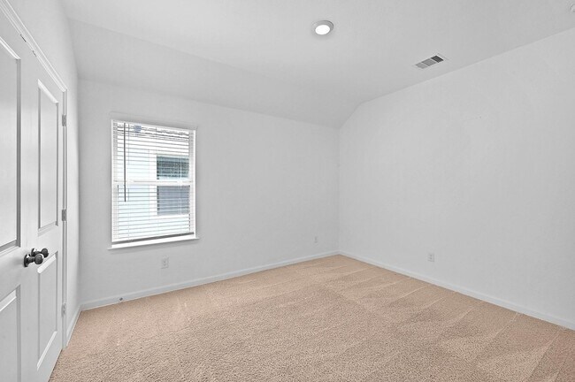 Building Photo - 4027 Balboa Dr