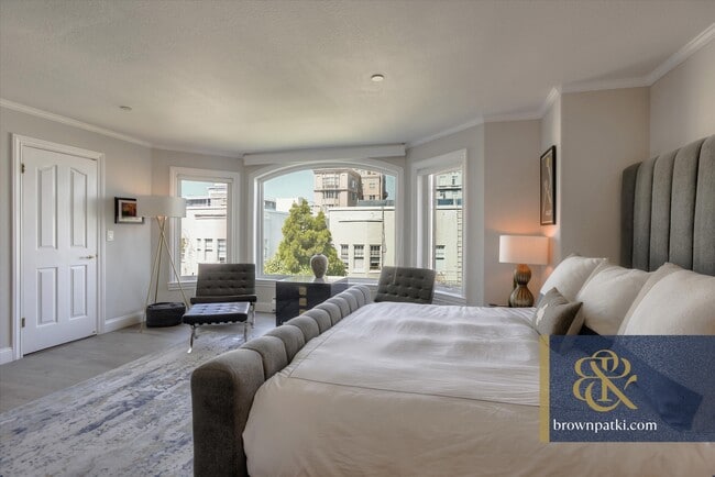 Building Photo - 2016 Pacific Ave