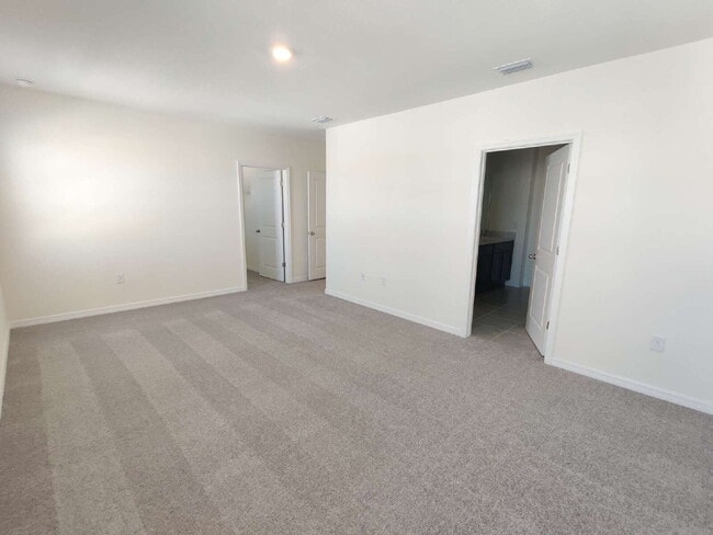 Building Photo - 34228 Jasper Stone Dr