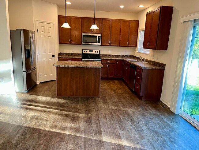 Eat in kitchen - 4189 Pheasant Ridge Ct