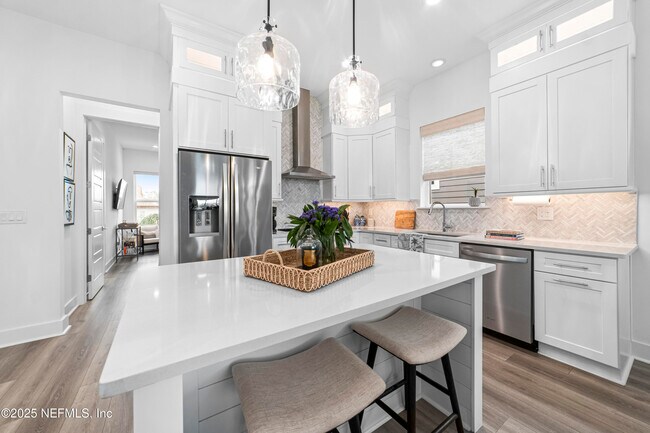 Building Photo - 2107 Gordon Ave