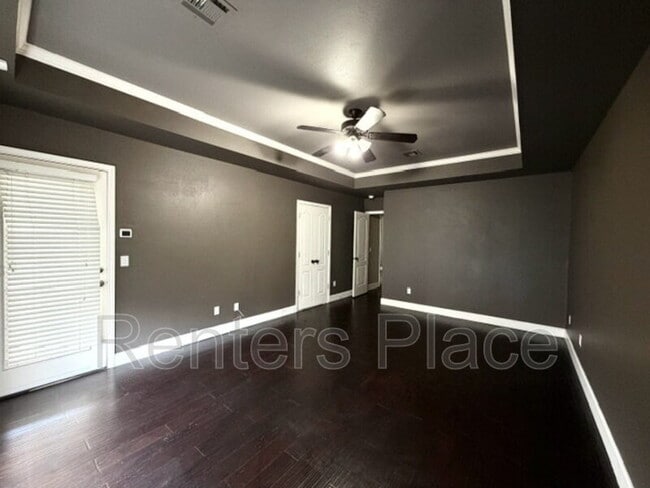 Building Photo - 3827 W Canton St