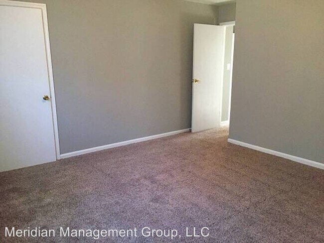 Building Photo - 2139b Meriwood Dr