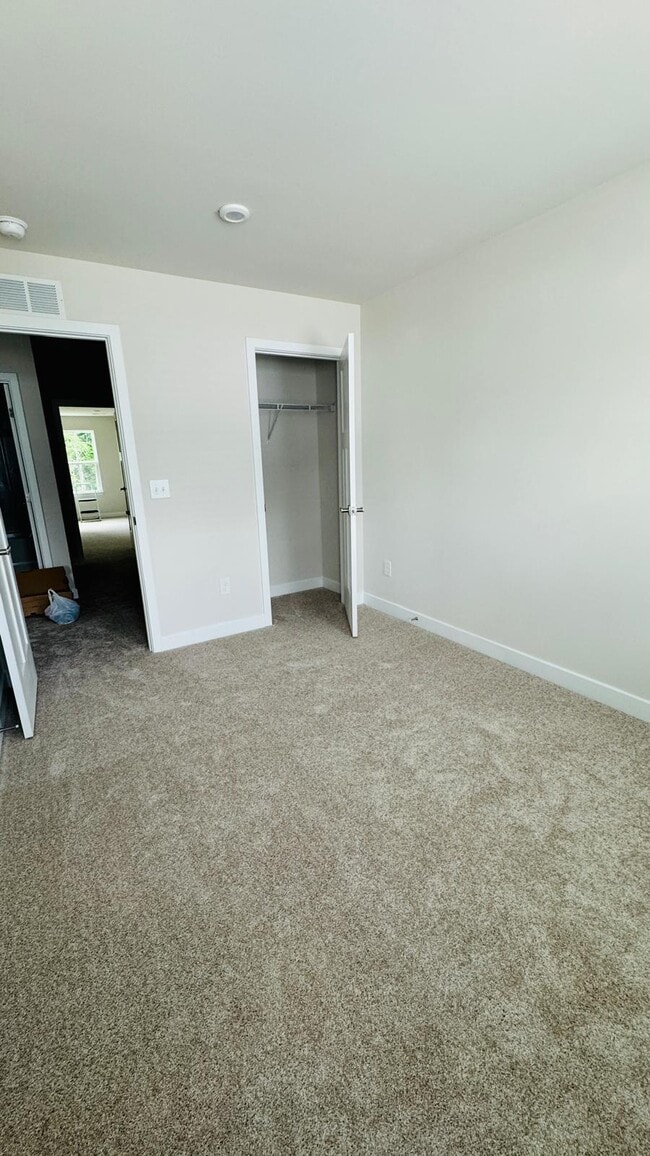 Building Photo - 409 Erbusco Dr