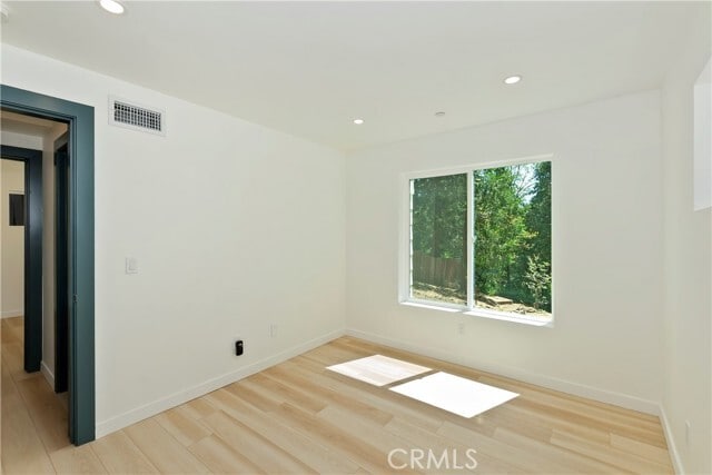 Building Photo - 441 Oriole Dr