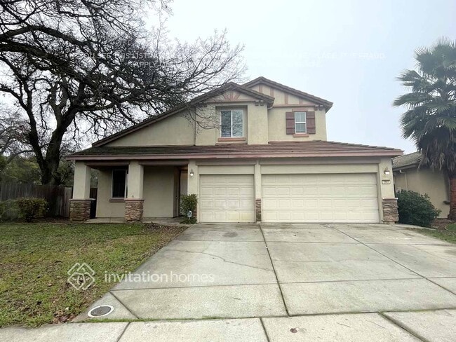 Building Photo - 5747 Grove Ave