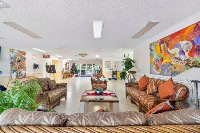 Building Photo - 27 Abbey Ln