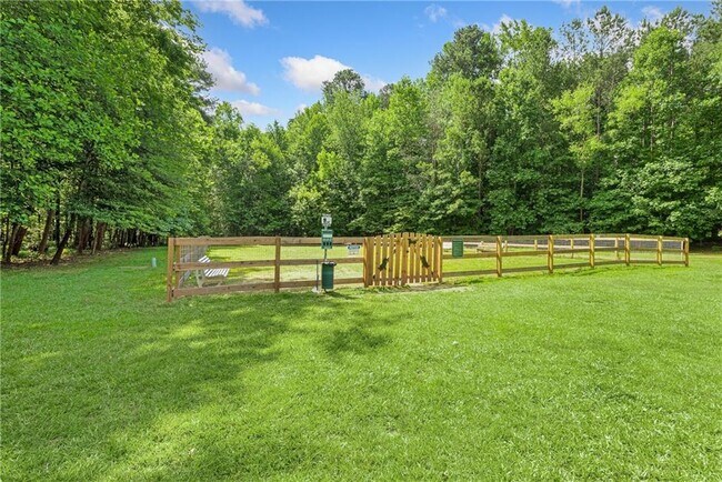 Building Photo - 11215 Highfield Chase Dr