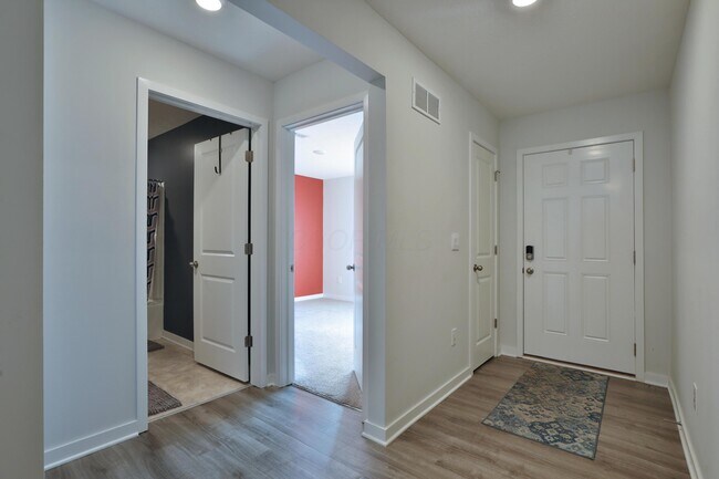 Building Photo - 5904 Annaberg Dr