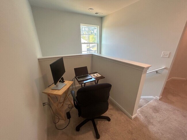 Building Photo - 2769 Prince Charles Ct