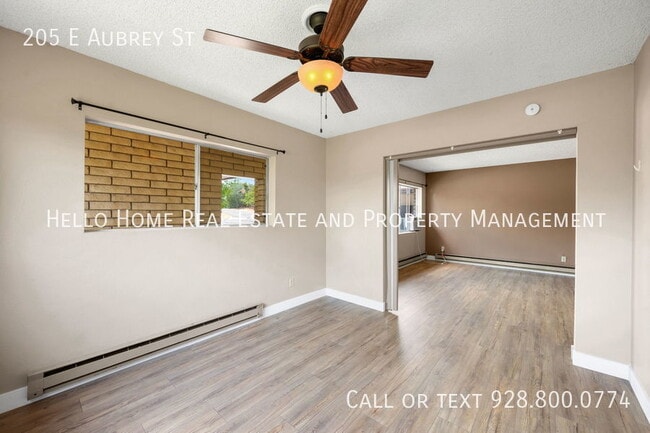Building Photo - 205 E Aubrey St
