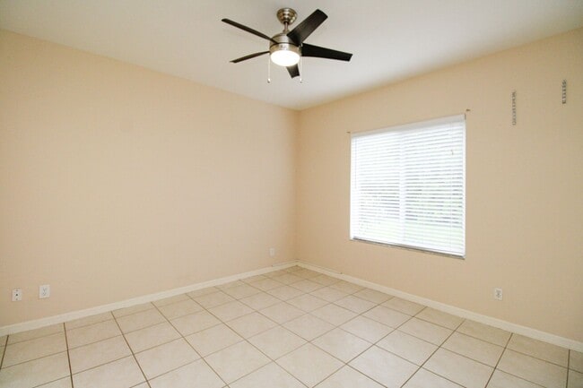 Building Photo - ***2BED/2BATH***PRESERVE VIEW***UPDATED KI...