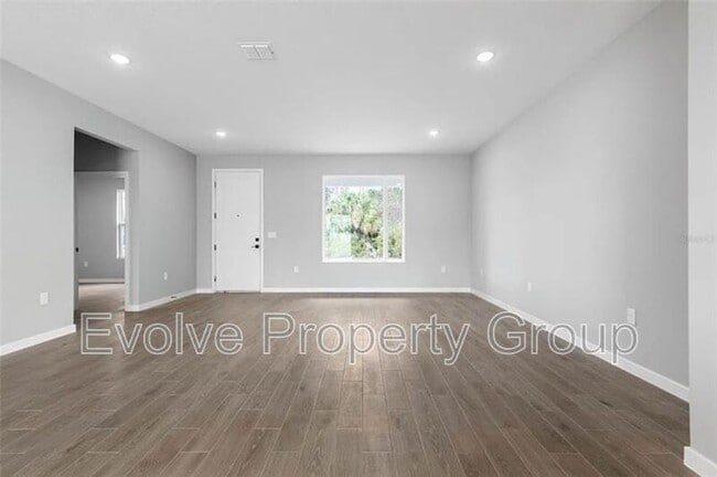 Building Photo - 23 Weymouth Ln