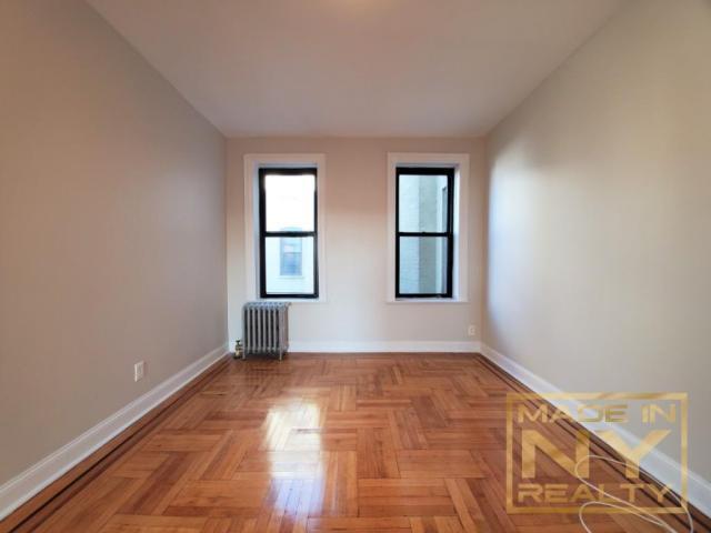 Building Photo - 2 bedroom in ASTORIA NY 11106