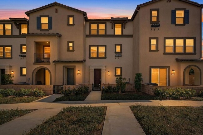 Building Photo - 40379 Melrose Dr