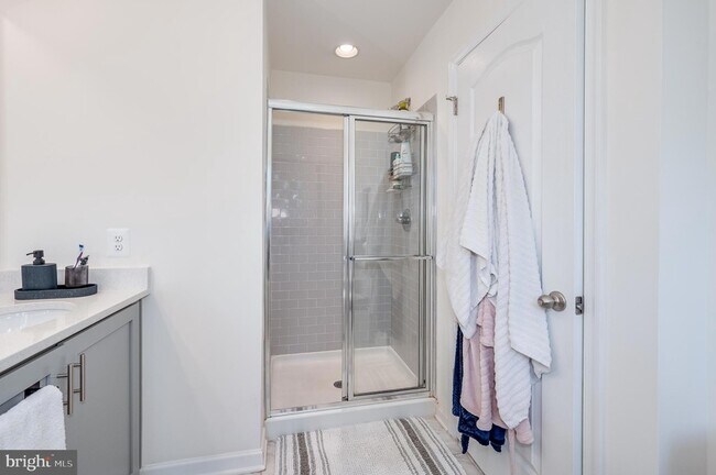 Building Photo - 64 Tate Manor Dr