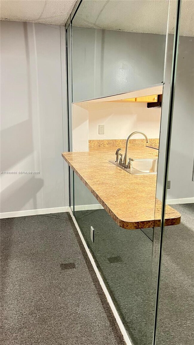 Building Photo - 7175 Orange Dr