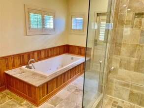 Building Photo - 1955 Portsmouth St