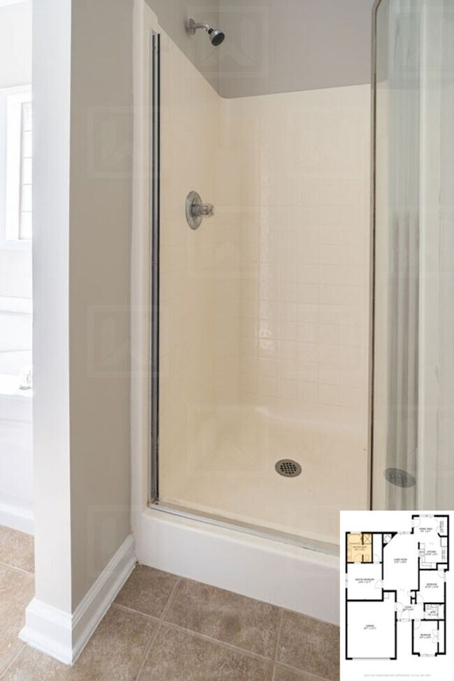 Building Photo - 3-Bed 2-Bath Gem in Moody