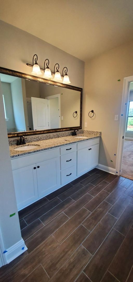 Building Photo - Like New Construction...WILLOW HEIGHTS-BENTON SCHOOLS