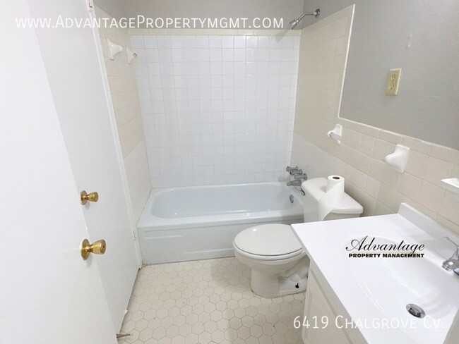 Building Photo - 6419 Chalgrove Cove