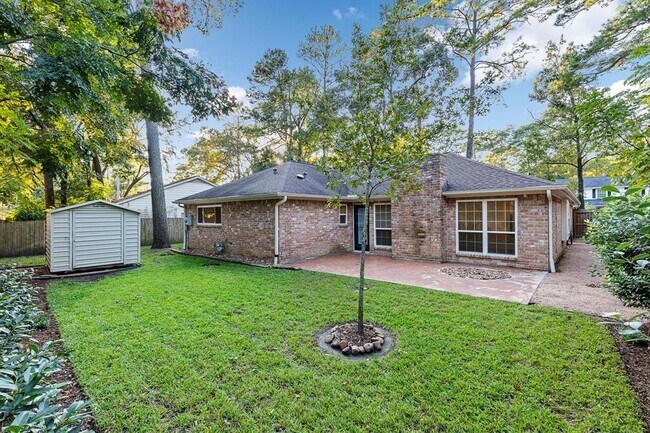 Building Photo - 15106 Forest Lodge Dr