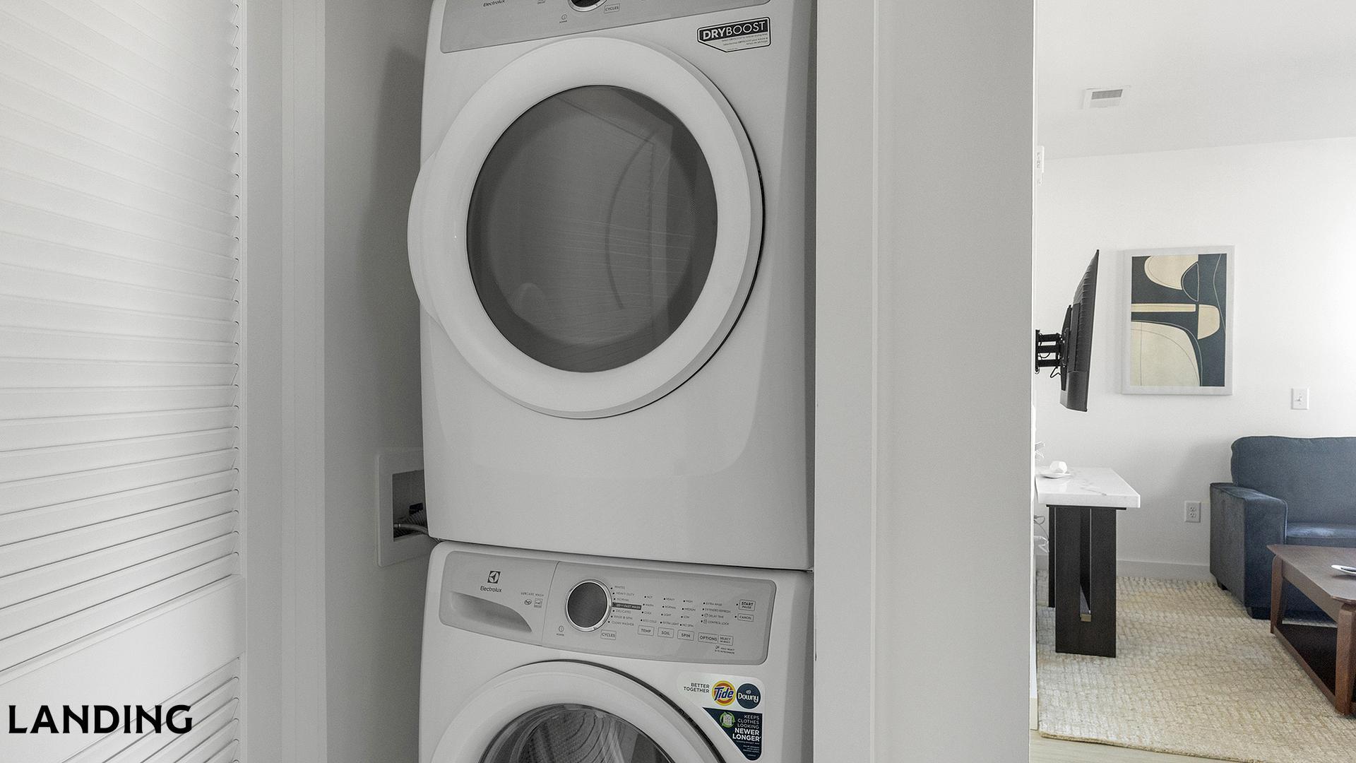 Building Photo - 1007 S Mint St