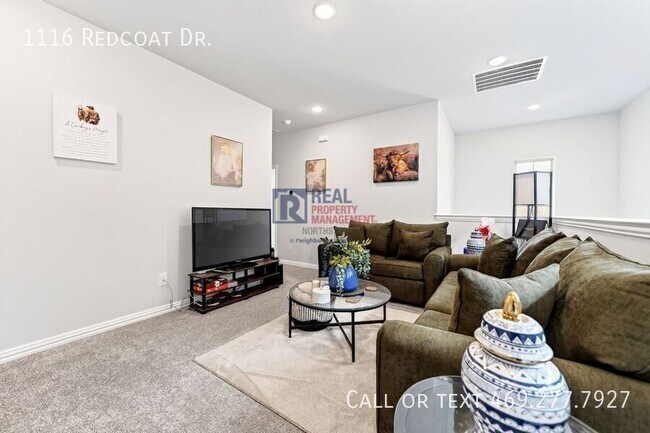 Building Photo - 1116 Redcoat Dr
