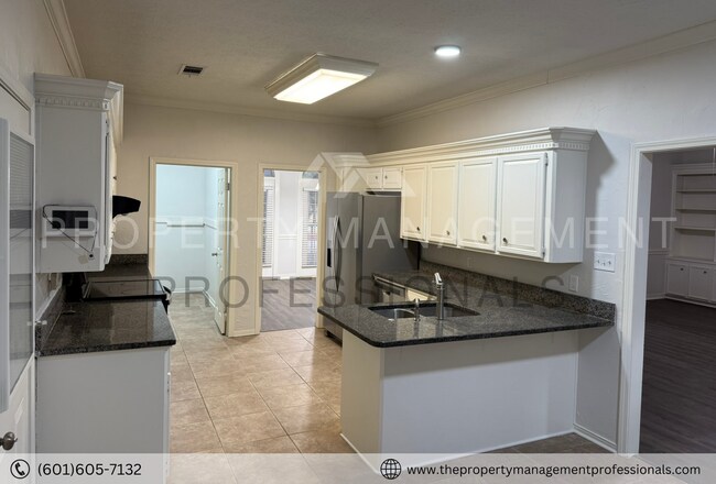 Building Photo - 600 Bay Pointe Ln