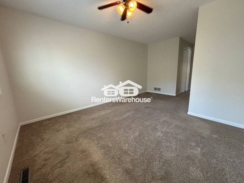 Building Photo - 12881 Echo Ln