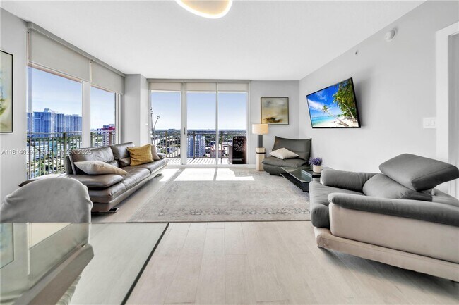 Building Photo - 2080 S Ocean Dr