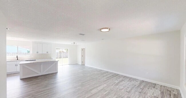 Building Photo - 1214 Port Malabar Blvd NE