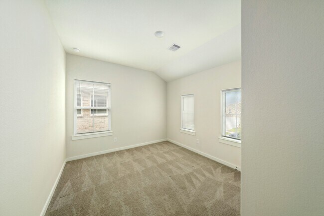 Building Photo - 7511 Coral Ter Dr