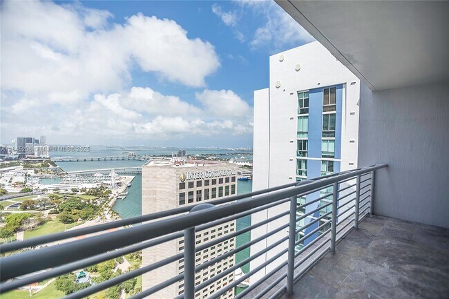 Building Photo - 325 S Biscayne Blvd