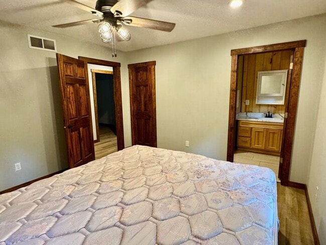 Building Photo - 3 bedroom home, Dowagiac Creek Waterfront,...