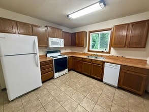 Building Photo - 149515-149515 Wineberry Ln