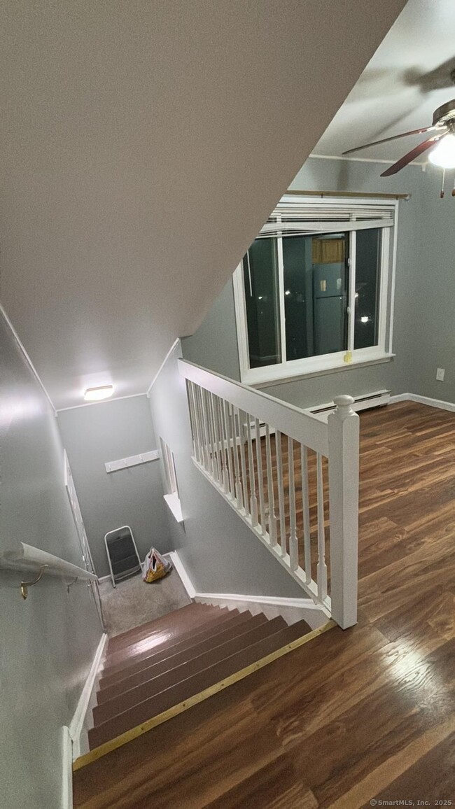 Building Photo - 32 Candlewood Dr
