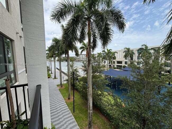 Building Photo - 4636 NW 84th Ave