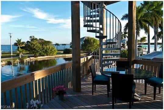 Building Photo - 2579 Third St