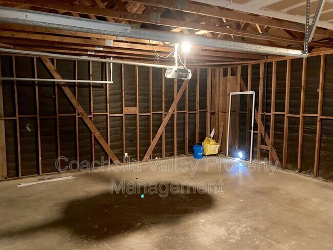 Building Photo - 40641 Schafer Pl