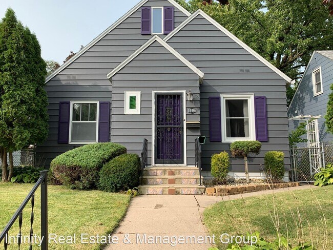 Building Photo - 3 br, 1.5 bath House - 1106 9th Ave SW