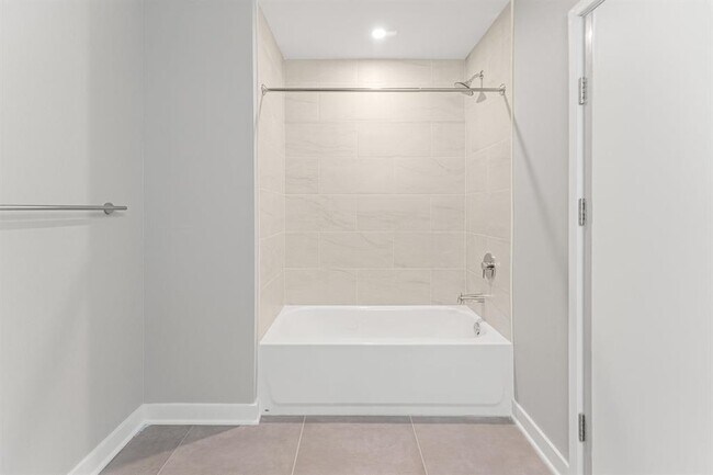 Building Photo - 475 Communipaw Ave