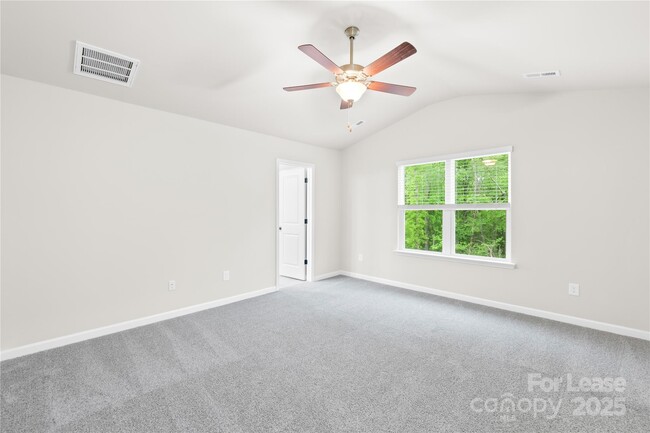 Building Photo - 2116 Clapham Ct