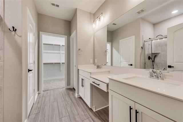 Building Photo - 1116 Rumble Dr