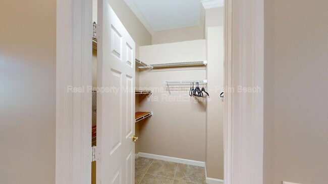 Building Photo - 71 Cayman Pl